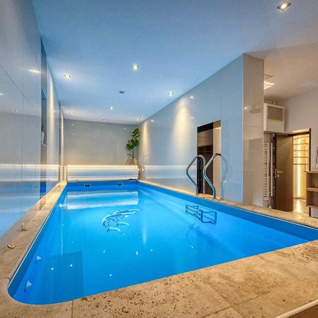 La Villa - Piscine / Karaoke / Jeux 方黛涅 外观 照片