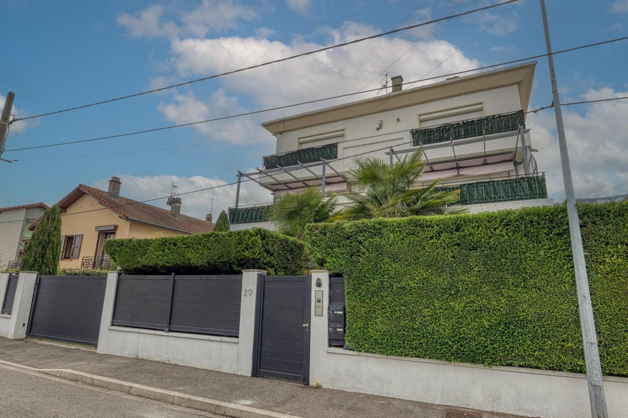 La Villa - Piscine / Karaoke / Jeux 方黛涅 外观 照片